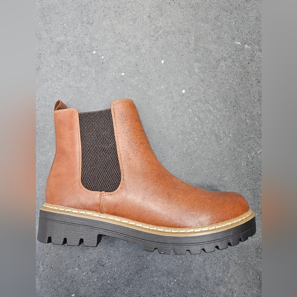 Dream Pairs Women's Platform Chelsea Boots Lug Sole Ankle Booties Brown/Tan,